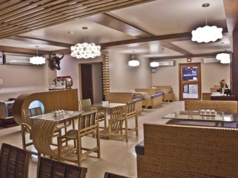Hotel Rains Inn Guwahati Buitenkant foto