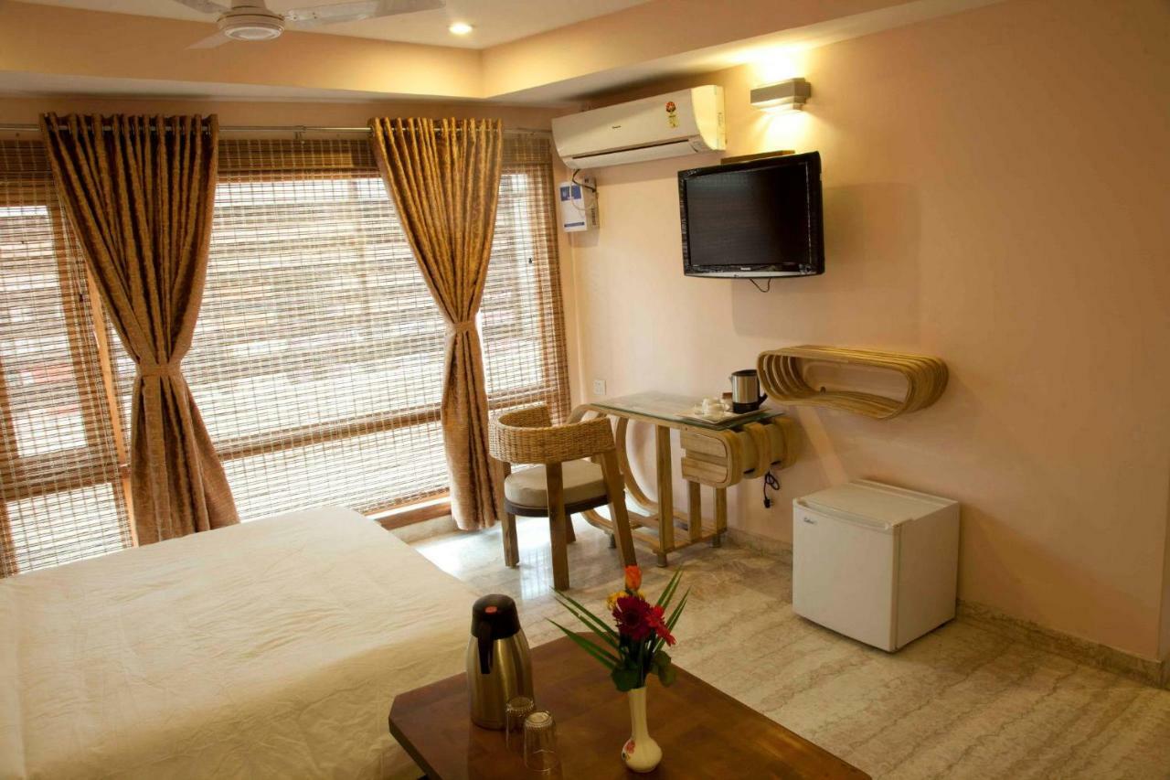 Hotel Rains Inn Guwahati Buitenkant foto